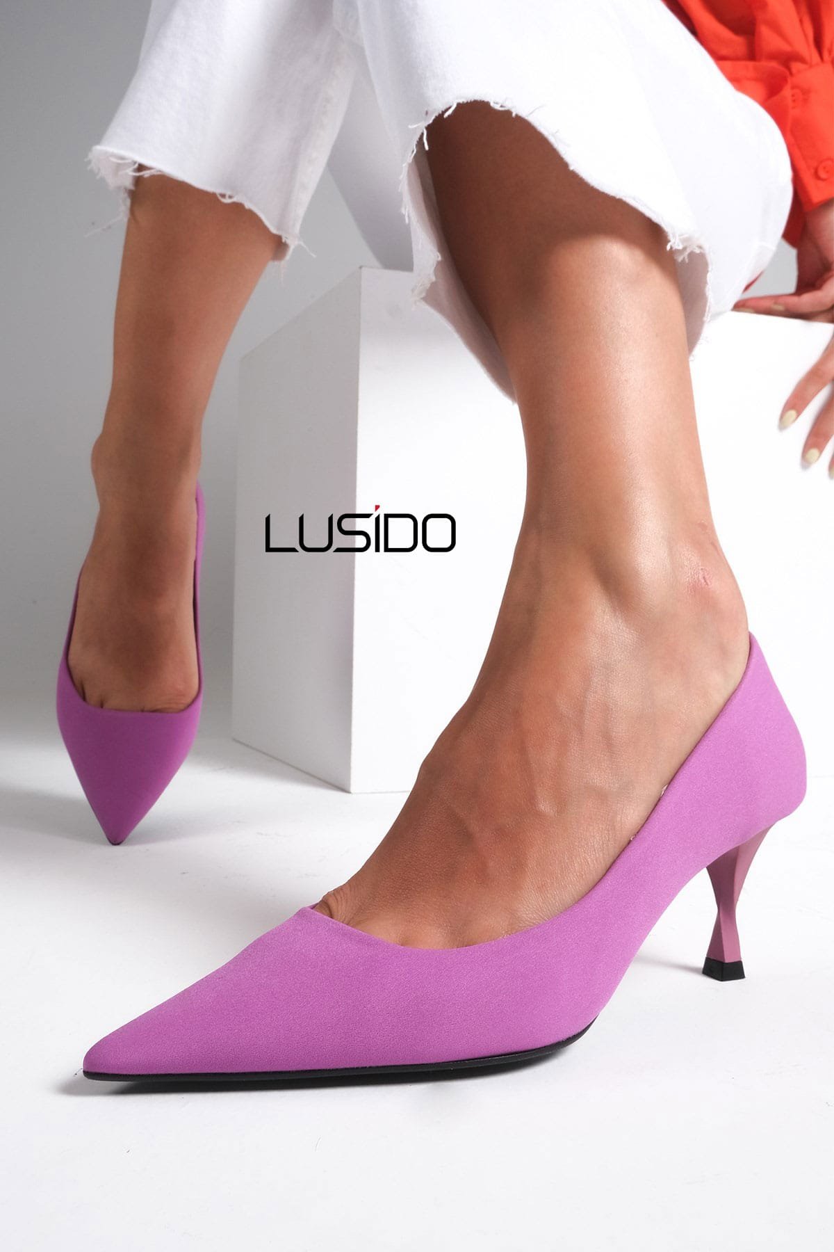 Меган Лилави Чевли