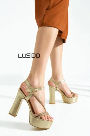 Вероника Златни Салонки