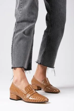 Алта Беж Обувки