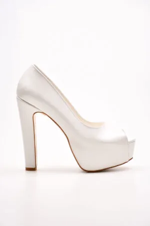 Елина Бели Салонки