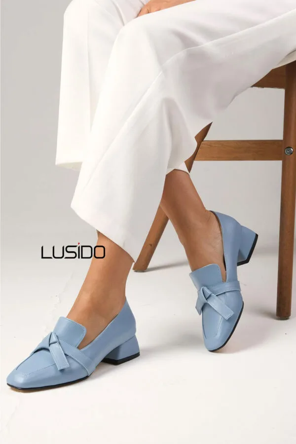 Мери Сини Обувки