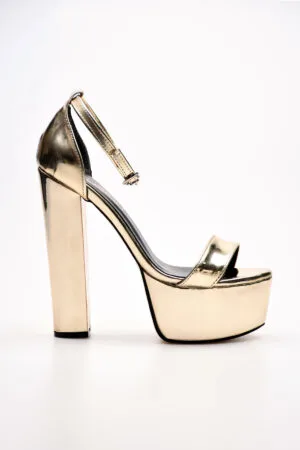 Ребека Златни Салонки