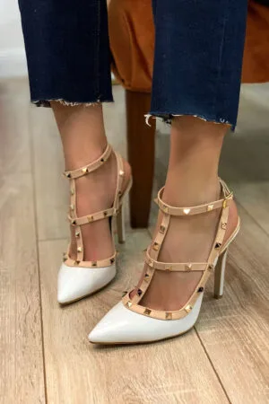 Валентино Бели Лаковани Чевли