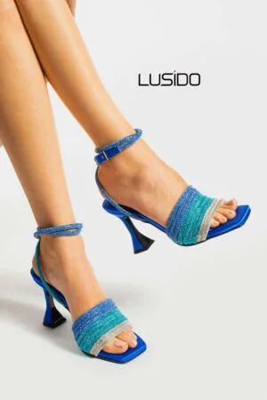 Ајка Сини Сандали